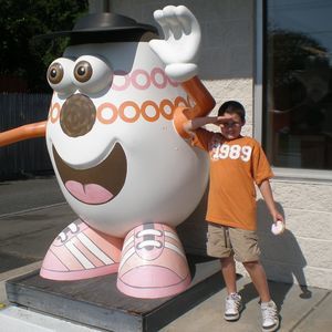 Meet your Posher, Joyce